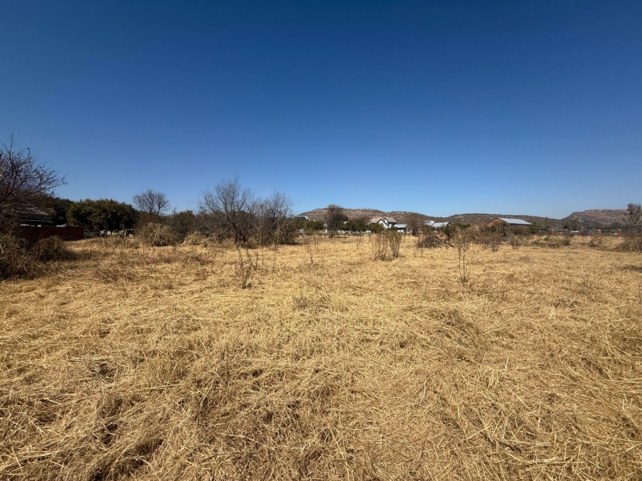  Bedroom Property for Sale in Landsmeer Residential Estate North West